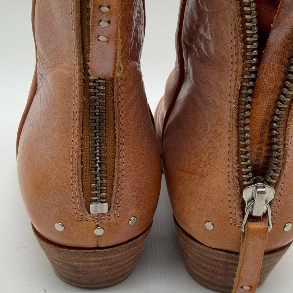 Free People stylish tan
